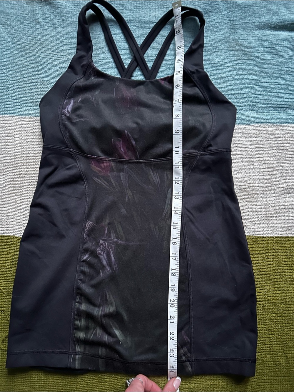 Lululemon Energy Tank Midnight Iris Multi / Black SZ 4 (2013) - Picture 7 of 12